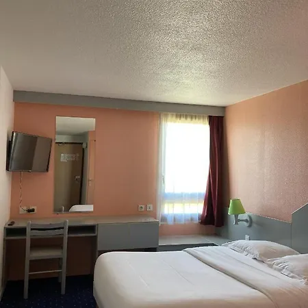 Brit Essentiel Moulins Ex Nb Hotel